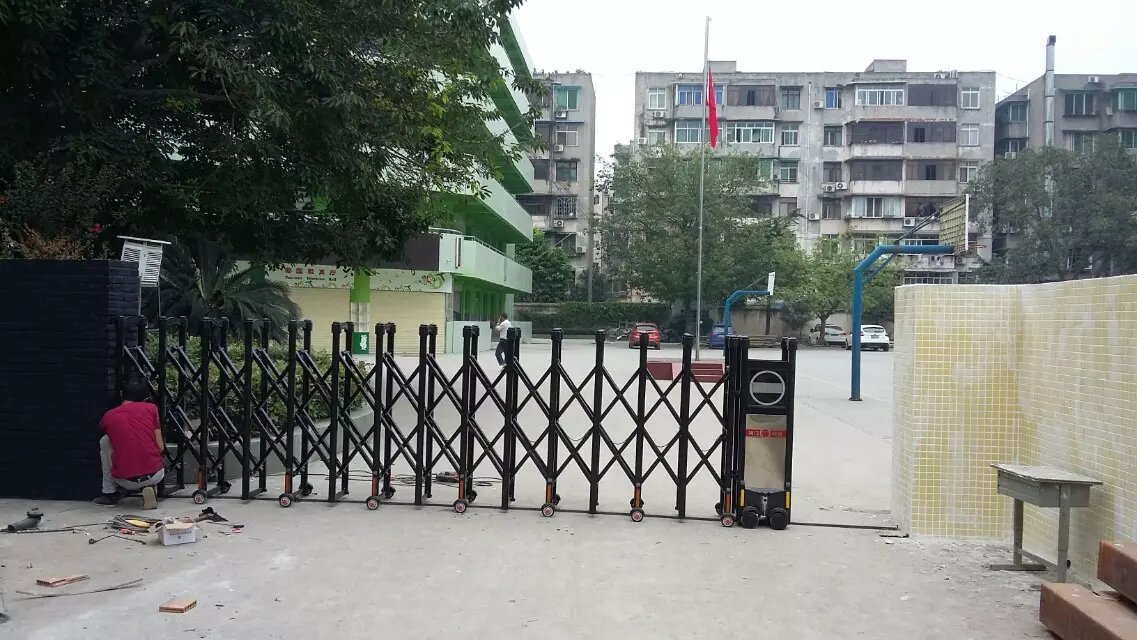 常州天宁区常州天宁区深圳市伸缩门